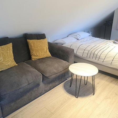 The Contemporary Studio Bracknell Esterno foto